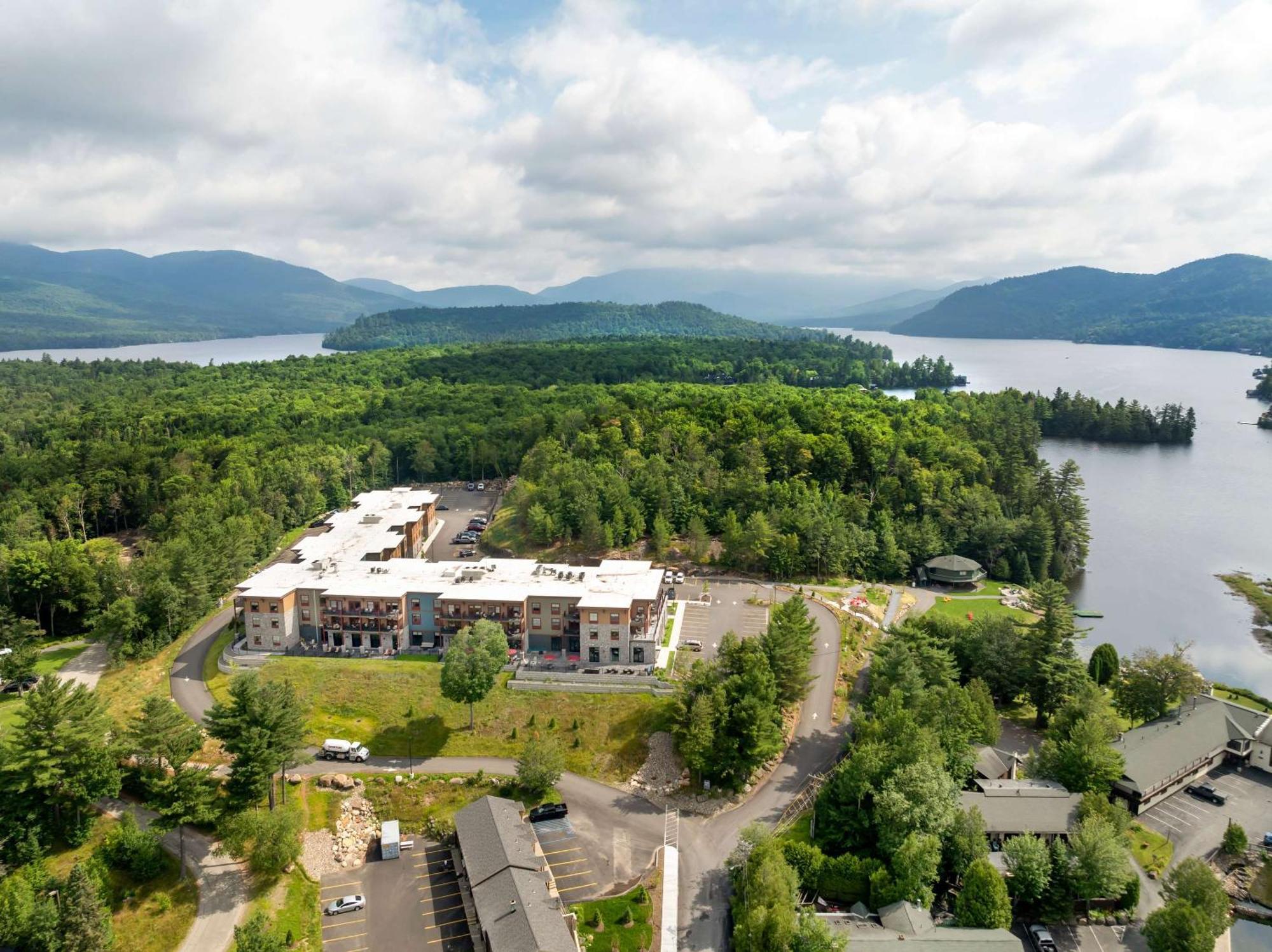 Cambria Hotel Lake Placid - Lakeside Resort Exterior photo